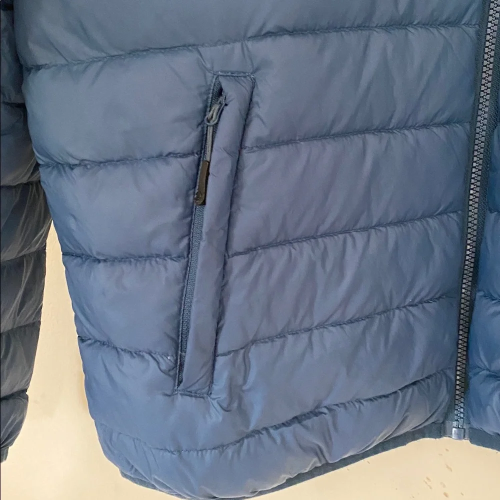 Kamik men’s dark blue down hooded puffer coat Sz M